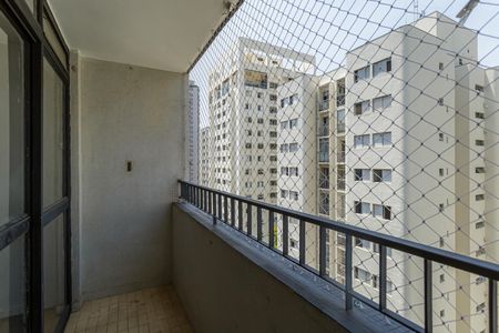 Varanda de apartamento para alugar com 3 quartos, 100m² em Vila Uberabinha, São Paulo