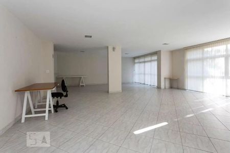 Apartamento para alugar com 100m², 3 quartos e 2 vagas Apartamento para alugar com 100m², 3 quartos e 2 vagasÁrea comum - Salão de festas