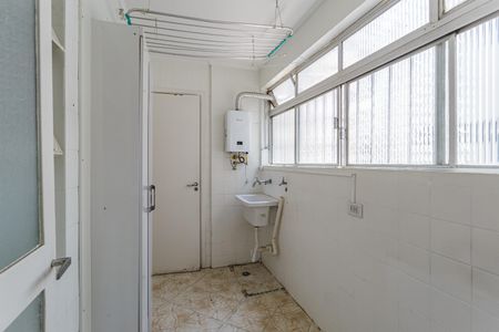 Apartamento para alugar com 100m², 3 quartos e 2 vagas Apartamento para alugar com 100m², 3 quartos e 2 vagasÁrea de Serviço