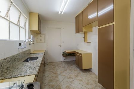 Apartamento para alugar com 100m², 3 quartos e 2 vagas Apartamento para alugar com 100m², 3 quartos e 2 vagasCozinha
