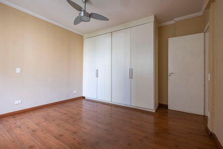Apartamento à venda com 200m², 4 quartos e 2 vagasQuarto 4