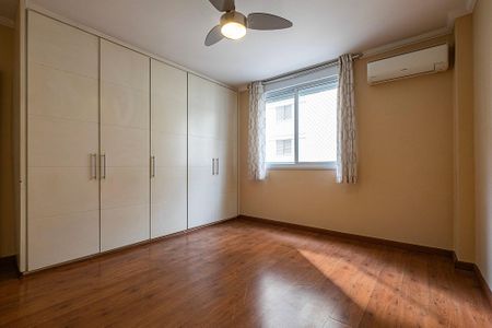 Apartamento à venda com 200m², 4 quartos e 2 vagasQuarto 3