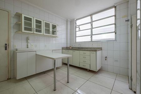 Apartamento à venda com 200m², 4 quartos e 2 vagasCozinha