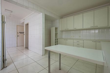 Apartamento à venda com 200m², 4 quartos e 2 vagasCozinha