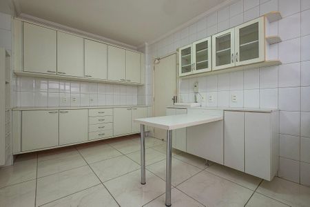 Apartamento à venda com 200m², 4 quartos e 2 vagasCozinha