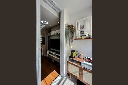 Varanda da Sala de apartamento à venda com 2 quartos, 47m² em Jardim Sabara, São Paulo