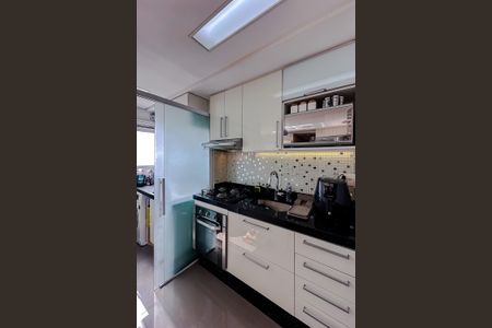 Apartamento à venda com 47m², 2 quartos e 1 vaga Apartamento à venda com 47m², 2 quartos e 1 vagaCozinha