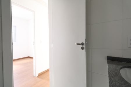 Apartamento à venda com 54m², 2 quartos e 1 vaga Apartamento à venda com 54m², 2 quartos e 1 vagaBanheiro