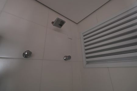 Apartamento à venda com 54m², 2 quartos e 1 vaga Apartamento à venda com 54m², 2 quartos e 1 vagaBanheiro