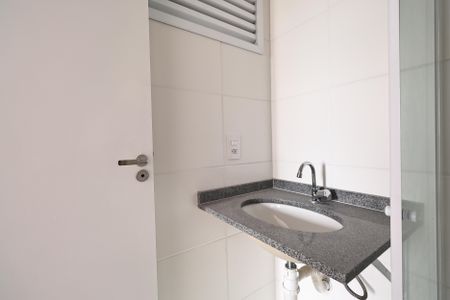 Apartamento à venda com 54m², 2 quartos e 1 vaga Apartamento à venda com 54m², 2 quartos e 1 vagaBanheiro da Suíte
