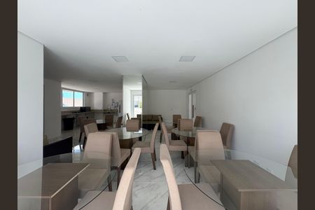 Apartamento à venda com 54m², 2 quartos e 1 vaga Apartamento à venda com 54m², 2 quartos e 1 vagaÁrea comum - Salão de festas