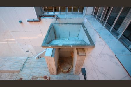 Casa para alugar com 62m², 2 quartos e 1 vagaÁrea de Serviço