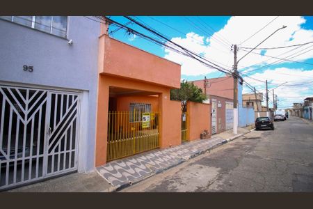 Casa para alugar com 62m², 2 quartos e 1 vagaFachada