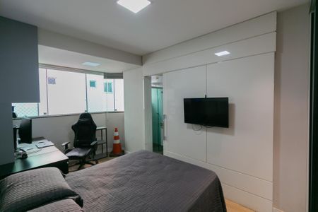 Apartamento à venda com 3 quartos, 216m² em Pampulha, Belo Horizonte