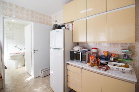 Apartamento à venda com 77m², 2 quartos e 1 vagaCozinha