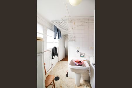 Apartamento à venda com 77m², 2 quartos e 1 vagaÁrea de Serviço