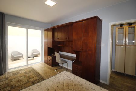 Quarto 1 de apartamento para alugar com 1 quarto, 60m² em Higienópolis, Porto Alegre