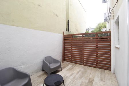 Apartamento para alugar com 60m², 1 quarto e sem vagaQuintal