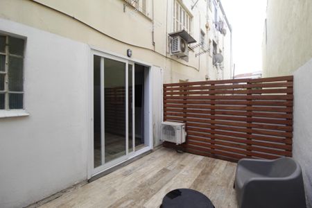 Apartamento para alugar com 60m², 1 quarto e sem vagaQuintal