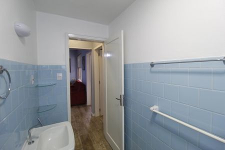 Apartamento para alugar com 60m², 1 quarto e sem vagaBanheiro