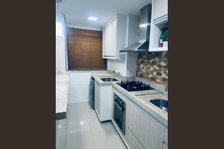 Apartamento à venda com 49m², 2 quartos e 1 vagaFoto 01