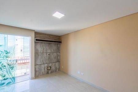 Sala de casa à venda com 3 quartos, 114m² em Vila Frugoli, São Paulo