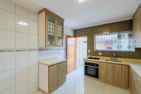 Casa à venda com 114m², 3 quartos e 2 vagas Casa à venda com 114m², 3 quartos e 2 vagasCozinha