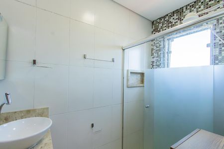 Casa à venda com 114m², 3 quartos e 2 vagas Casa à venda com 114m², 3 quartos e 2 vagasBanheiro da Suíte