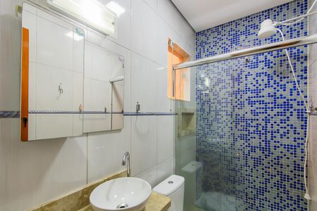 Casa à venda com 114m², 3 quartos e 2 vagas Casa à venda com 114m², 3 quartos e 2 vagasBanheiro