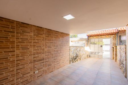 Casa à venda com 114m², 3 quartos e 2 vagas Casa à venda com 114m², 3 quartos e 2 vagasGaragem