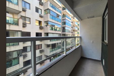 Varanda  de apartamento à venda com 2 quartos, 62m² em Recreio dos Bandeirantes, Rio de Janeiro