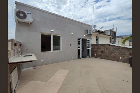 Apartamento à venda com 70m², 1 quarto e sem vagaTerraço