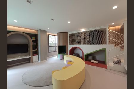 Apartamento para alugar com 132m², 4 quartos e 2 vagas Apartamento para alugar com 132m², 4 quartos e 2 vagasBrinquedoteca