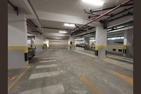 Apartamento para alugar com 132m², 4 quartos e 2 vagas Apartamento para alugar com 132m², 4 quartos e 2 vagasÁrea comum - Garagem