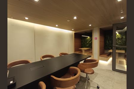 Apartamento para alugar com 132m², 4 quartos e 2 vagas Apartamento para alugar com 132m², 4 quartos e 2 vagasCoworking