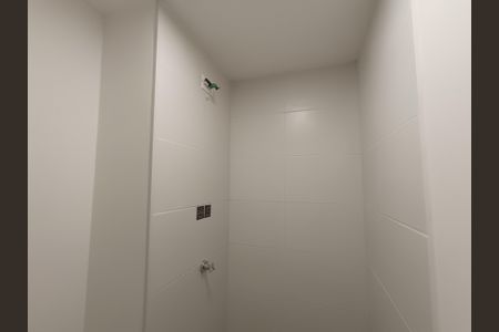 Apartamento para alugar com 132m², 4 quartos e 2 vagas Apartamento para alugar com 132m², 4 quartos e 2 vagasBanheiro de serviço