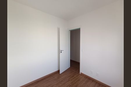 Apartamento para alugar com 132m², 4 quartos e 2 vagas Apartamento para alugar com 132m², 4 quartos e 2 vagasQuarto
