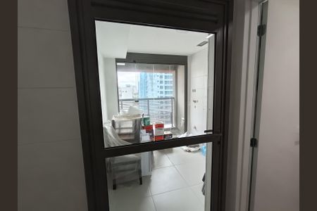 Apartamento para alugar com 132m², 4 quartos e 2 vagas Apartamento para alugar com 132m², 4 quartos e 2 vagasÁrea de Serviço