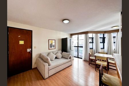 Foto 01 de apartamento à venda com 1 quarto, 54m² em Campo Belo, São Paulo