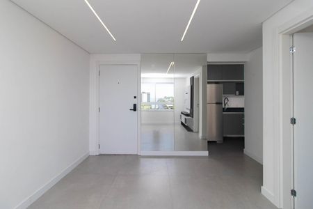 Sala de apartamento para alugar com 1 quarto, 41m² em Partenon, Porto Alegre