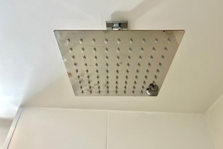 Studio à venda com 25m², 1 quarto e sem vaga Studio à venda com 25m², 1 quarto e sem vagaBanheiro