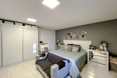 Casa à venda com 350m², 5 quartos e 5 vagasQuarto 2 (casa 2)