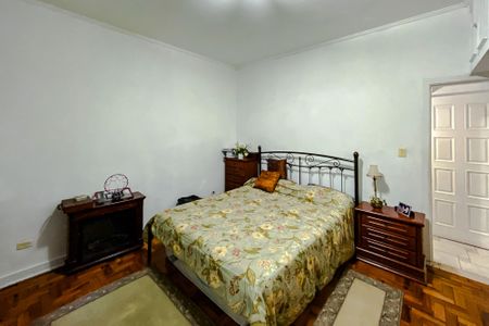 Casa à venda com 350m², 5 quartos e 5 vagasQuarto 1