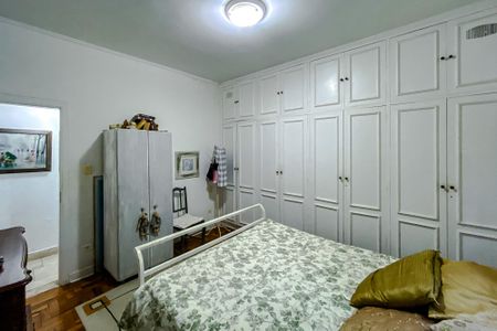 Casa à venda com 350m², 5 quartos e 5 vagasQuarto 2