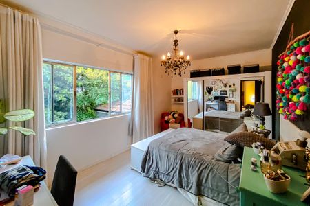 Casa à venda com 350m², 5 quartos e 5 vagasQuarto 1 (casa 2)