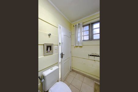 Casa à venda com 350m², 5 quartos e 5 vagasBanheiro