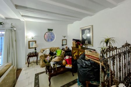 Casa à venda com 350m², 5 quartos e 5 vagasSala