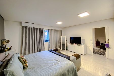 Casa à venda com 350m², 5 quartos e 5 vagasQuarto 2 (casa 2)