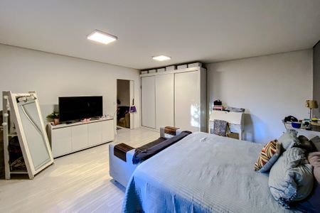 Casa à venda com 350m², 5 quartos e 5 vagasQuarto 2 (casa 2)