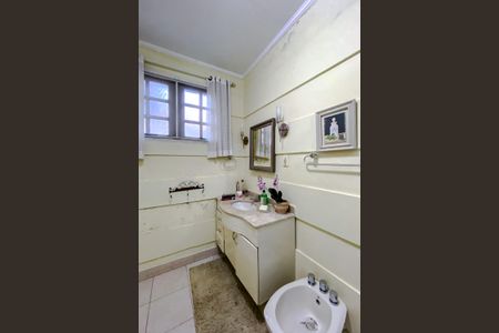 Casa à venda com 350m², 5 quartos e 5 vagasBanheiro